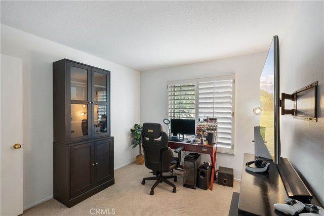 686 Azure 2, Corona, CA 92879