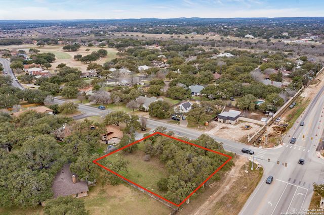 7190 FAIR OAKS PKWY, Boerne, TX 78015
