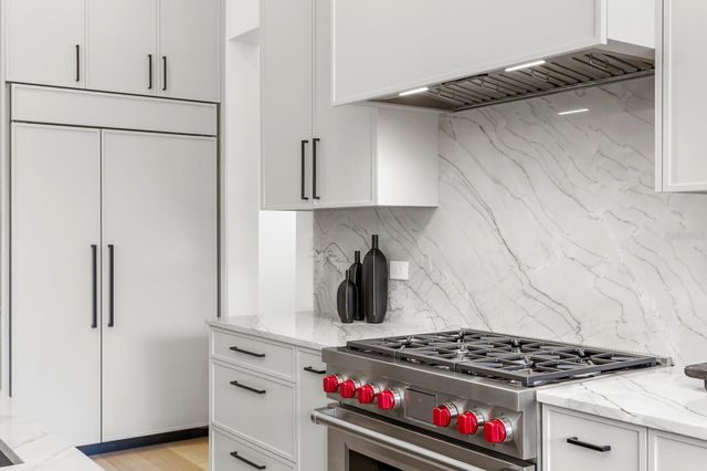 5104 W PLATT STREET, Tampa, FL 33609