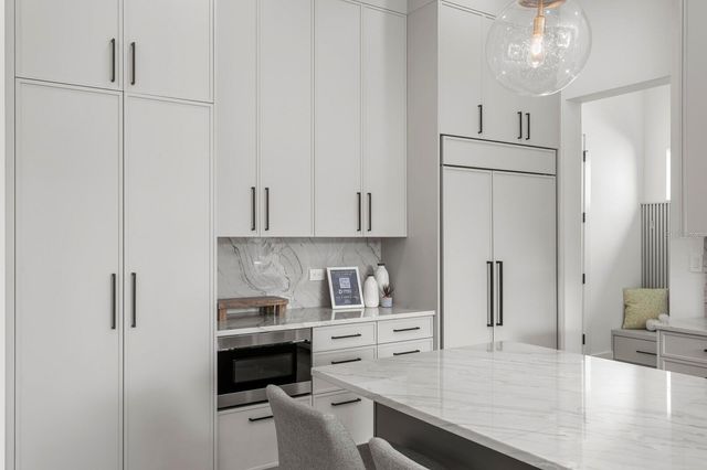 5104 W PLATT STREET, Tampa, FL 33609