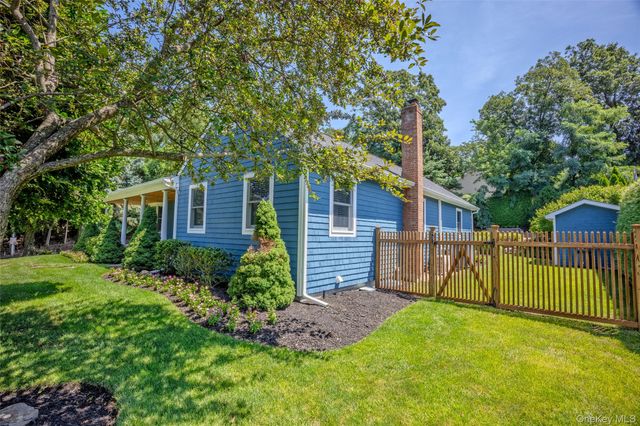 5 Soundview Drive, Rocky Point, NY 11778