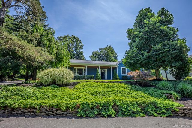 5 Soundview Drive, Rocky Point, NY 11778
