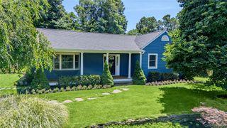 5 Soundview Drive, Rocky Point, NY 11778