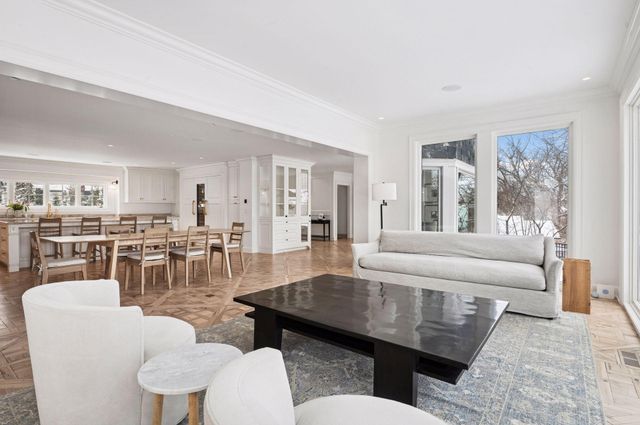 4929 E Sunnyslope Road, Edina, MN 55424