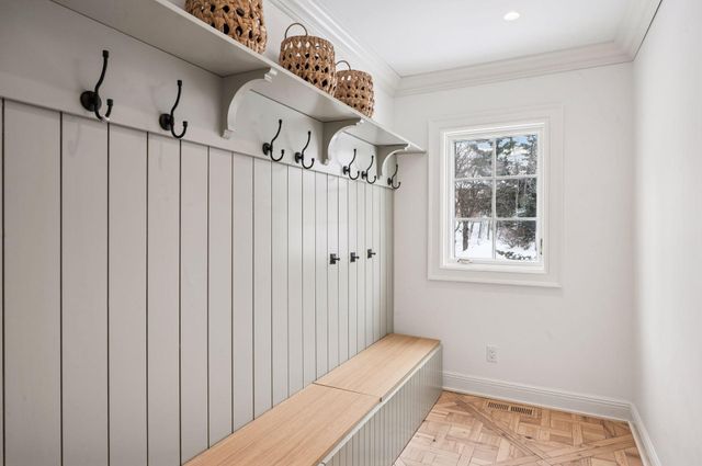 4929 E Sunnyslope Road, Edina, MN 55424