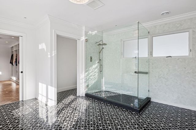 4929 E Sunnyslope Road, Edina, MN 55424