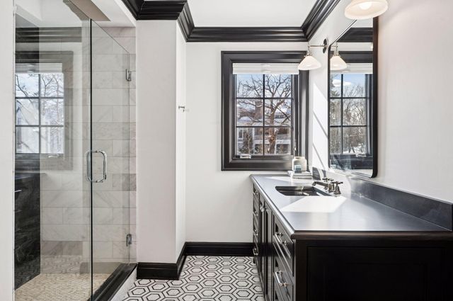 4929 E Sunnyslope Road, Edina, MN 55424