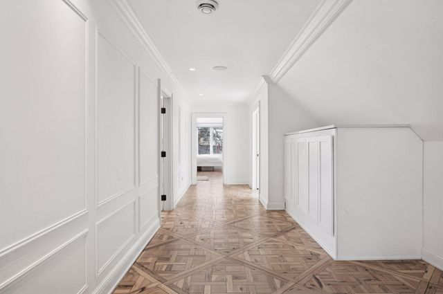 4929 E Sunnyslope Road, Edina, MN 55424