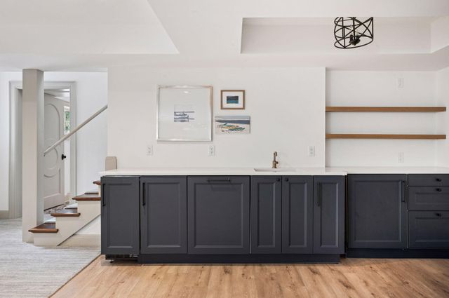 4929 E Sunnyslope Road, Edina, MN 55424