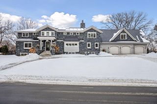 4929 E Sunnyslope Road, Edina, MN 55424