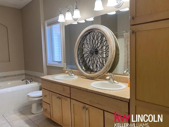 1510 N 80th Street, Lincoln, NE 68505