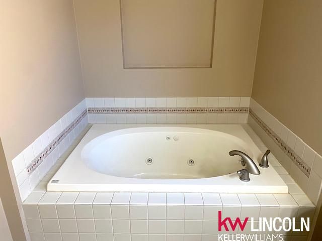 1510 N 80th Street, Lincoln, NE 68505