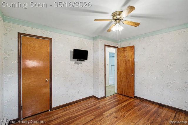 5850 Eldridge Drive, Waterford, MI 48327