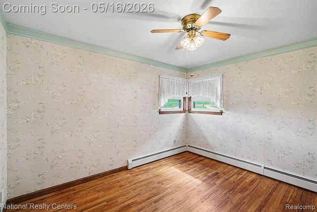 5850 Eldridge Drive, Waterford, MI 48327
