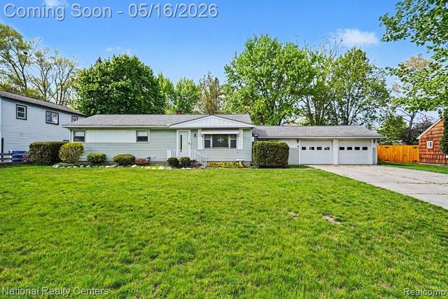 5850 Eldridge Drive, Waterford, MI 48327