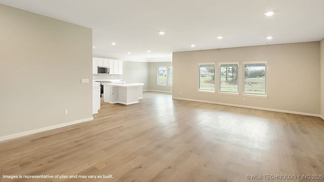 22727 E 106th Place S, Broken Arrow, OK 74014