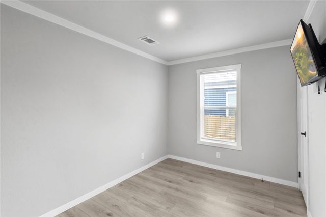 119 Mooney Road, Pearland, TX 77581