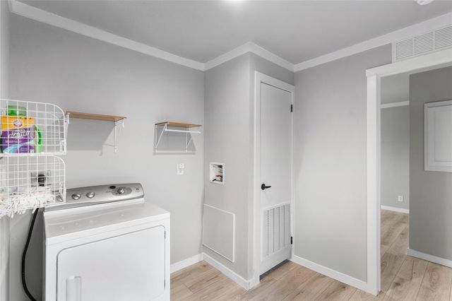 119 Mooney Road, Pearland, TX 77581