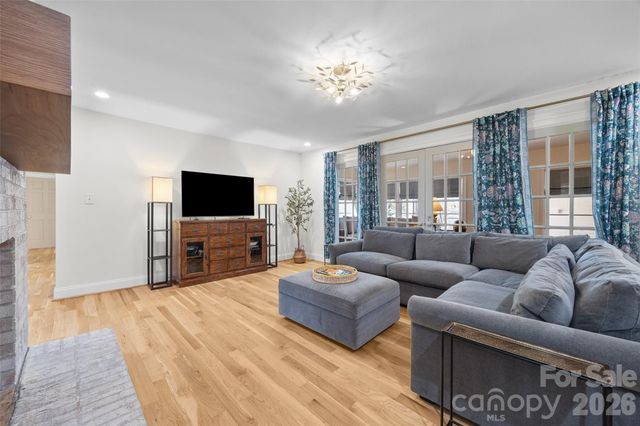 2319 Ainsdale Road, Charlotte, NC 28226