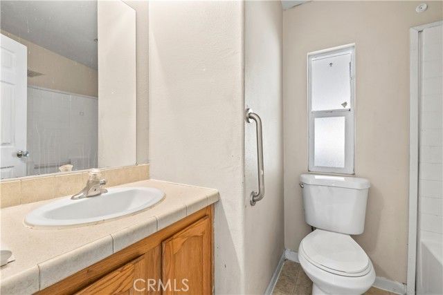 1512 E 5th Street 49, Ontario, CA 91764