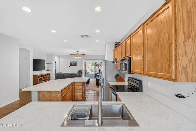 814 S 124TH Avenue, Avondale, AZ 85323