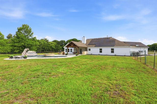 9390 Lakeridge Drive, Princeton, TX 75407