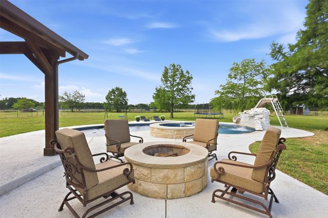 9390 Lakeridge Drive, Princeton, TX 75407