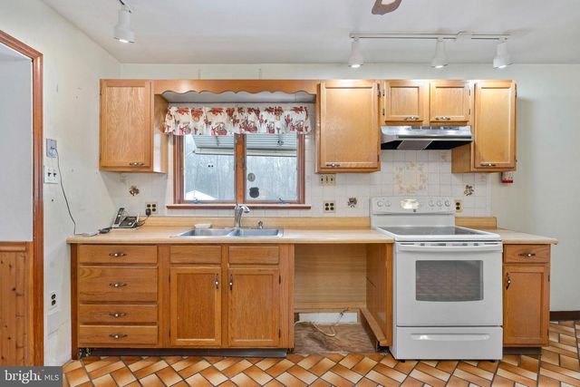 21809 AQUASCO RD, Aquasco, MD 20608