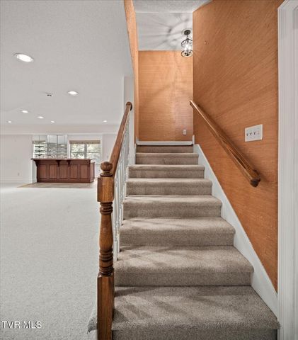 121 Queensgate, Bristol, TN 37620