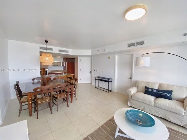 17201 Collins Avenue 1009, Sunny Isles Beach, FL 33160