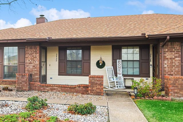 2432 Shady Turf Drive, Bedford, TX 76022