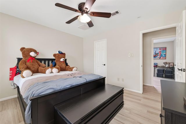 15843 Foxgate Road, Houston, TX 77079