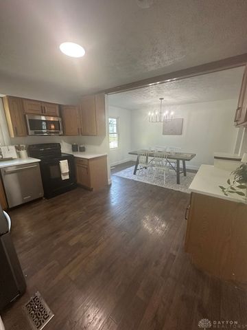 4001 Rundell Drive, Dayton, OH 45415