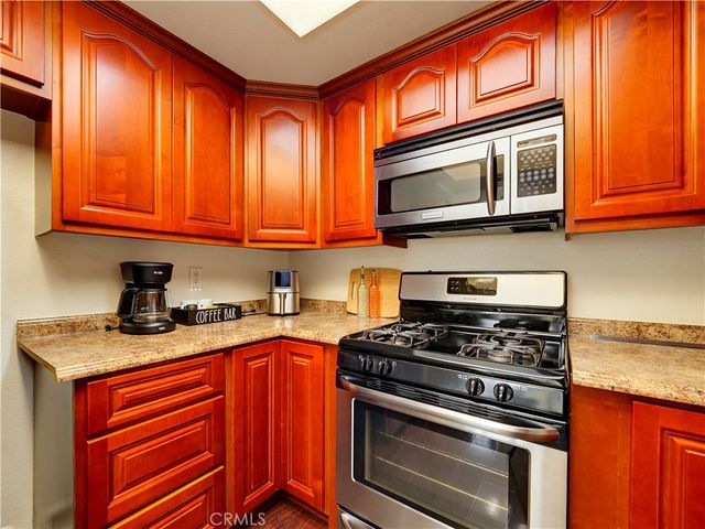 1047 W Francis A, Ontario, CA 91762