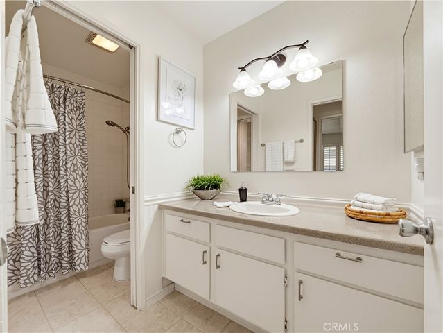 1047 W Francis A, Ontario, CA 91762