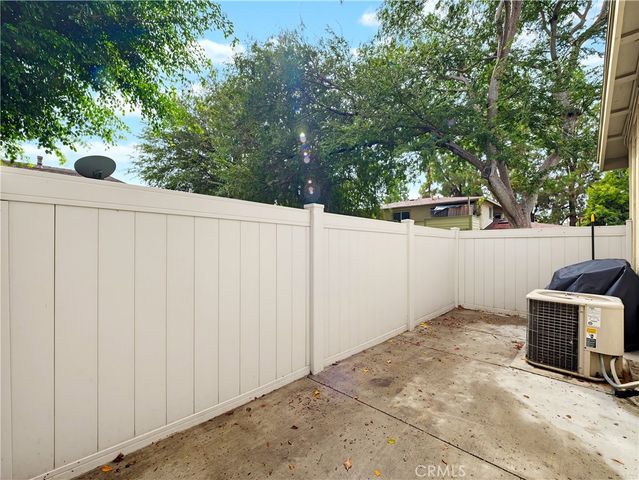 1047 W Francis A, Ontario, CA 91762