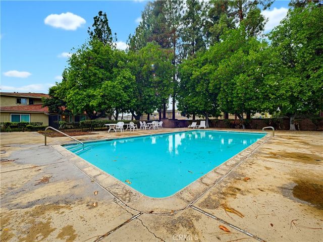 1047 W Francis A, Ontario, CA 91762