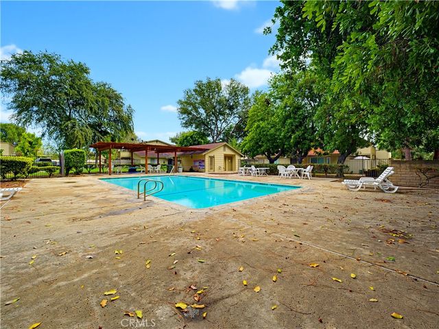 1047 W Francis A, Ontario, CA 91762