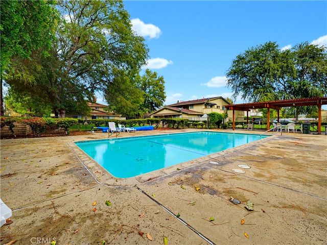 1047 W Francis A, Ontario, CA 91762