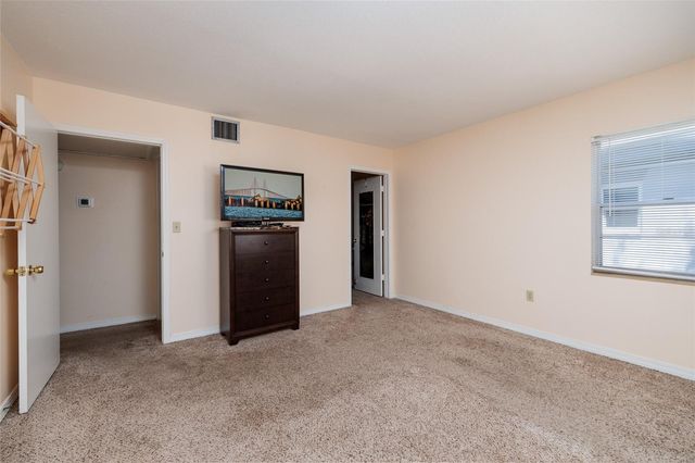 6970A PLACE DE LA PAIX 2B, South Pasadena, FL 33707