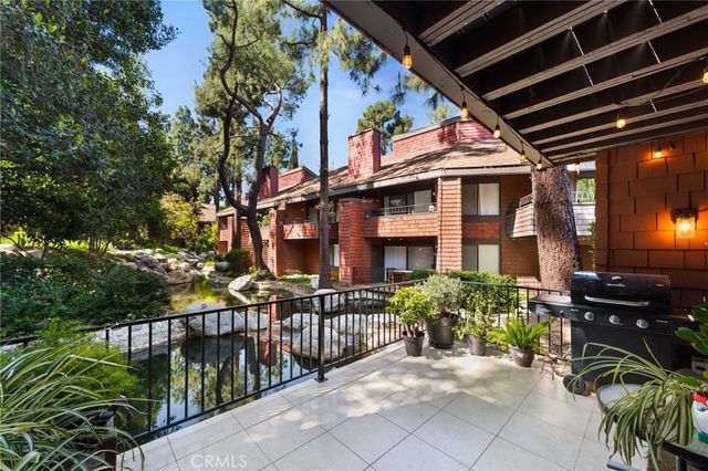 374 S Prospectors 121, Diamond Bar, CA 91765