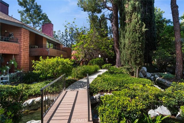 374 S Prospectors 121, Diamond Bar, CA 91765