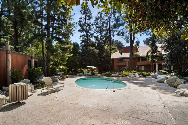 374 S Prospectors 121, Diamond Bar, CA 91765