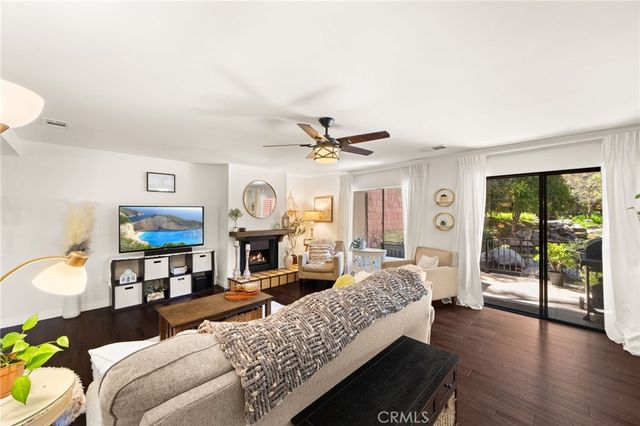 374 S Prospectors 121, Diamond Bar, CA 91765