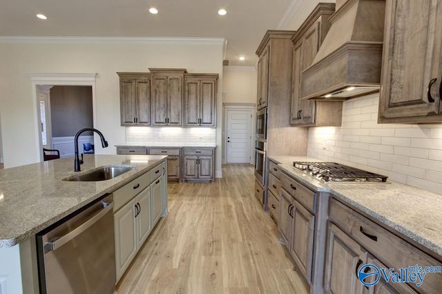 26484 Old Town Drive, Athens, AL 35613