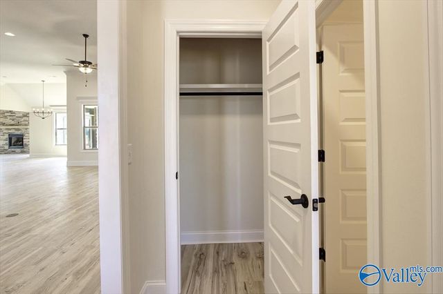 26484 Old Town Drive, Athens, AL 35613