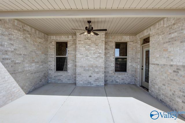 26484 Old Town Drive, Athens, AL 35613