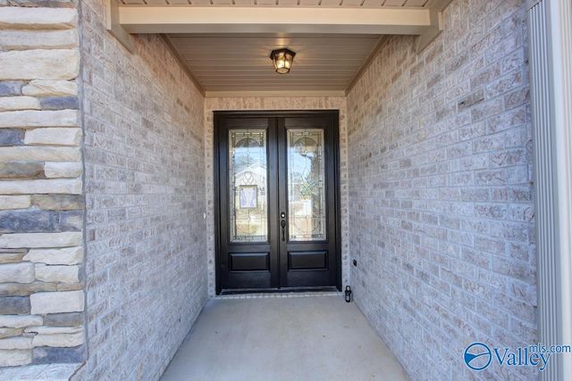 26484 Old Town Drive, Athens, AL 35613