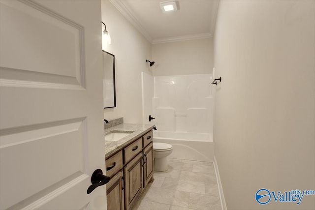 26484 Old Town Drive, Athens, AL 35613