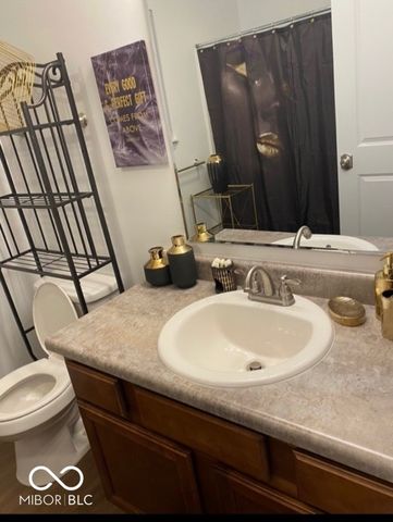 2042 Columbia Avenue, Indianapolis, IN 46202